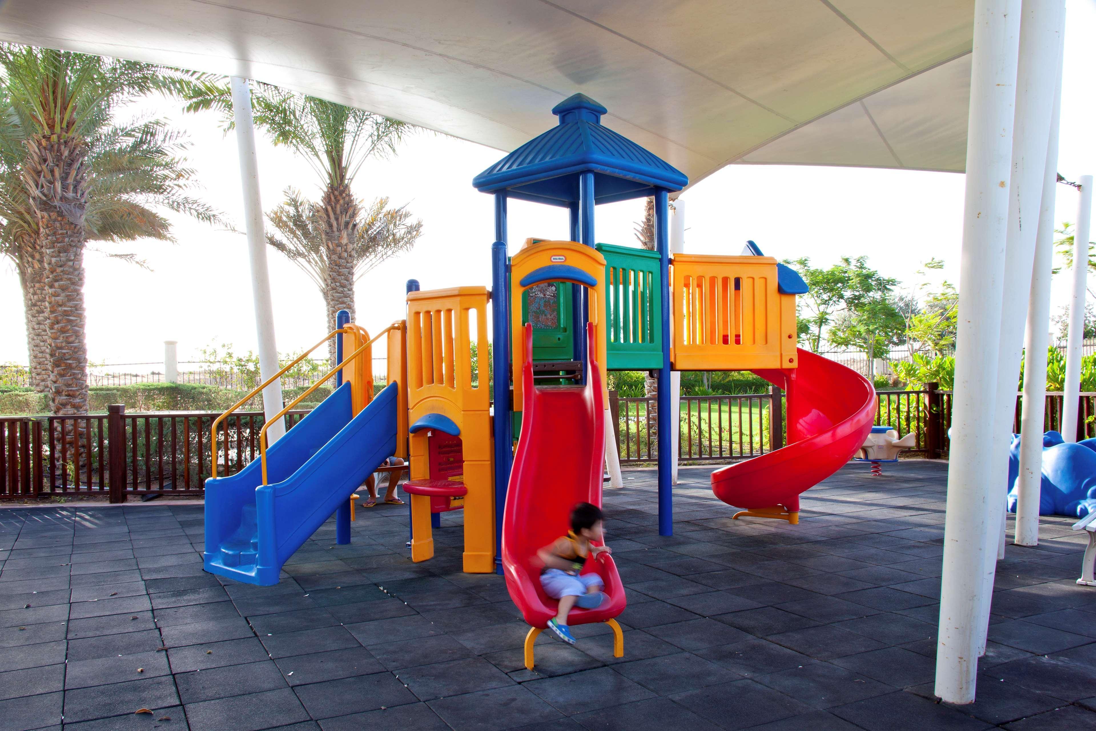 Radisson Blu Hotel, Abu Dhabi Yas Island Exterior photo