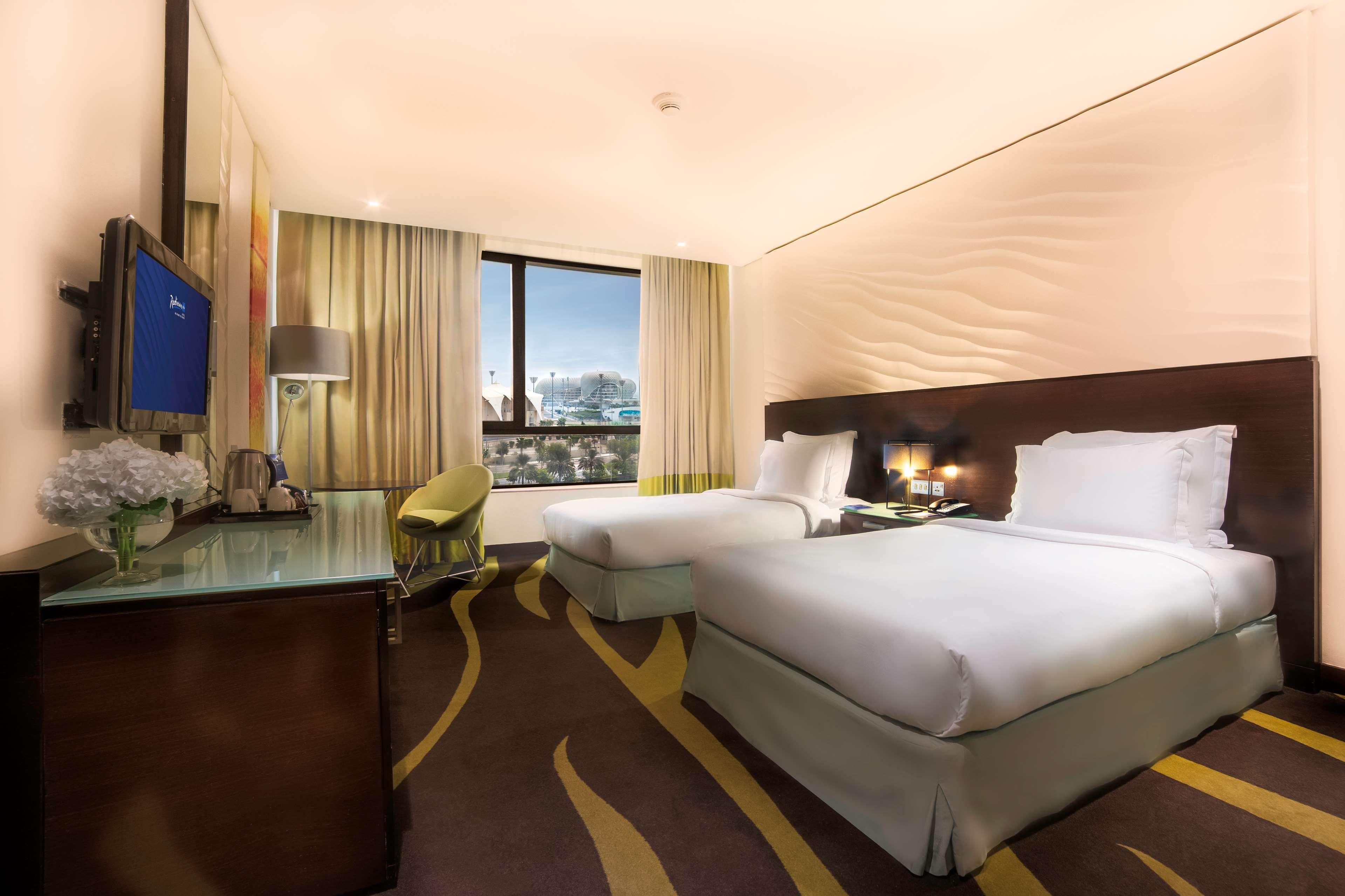 Radisson Blu Hotel, Abu Dhabi Yas Island Exterior photo