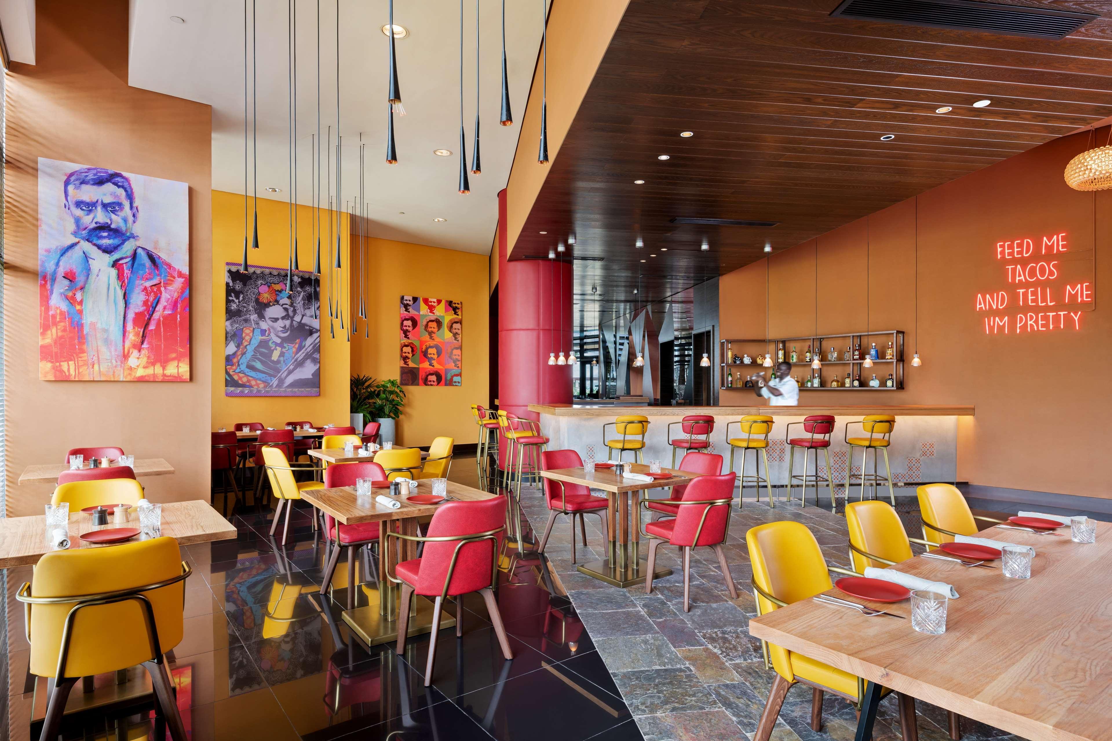 Radisson Blu Hotel, Abu Dhabi Yas Island Exterior photo