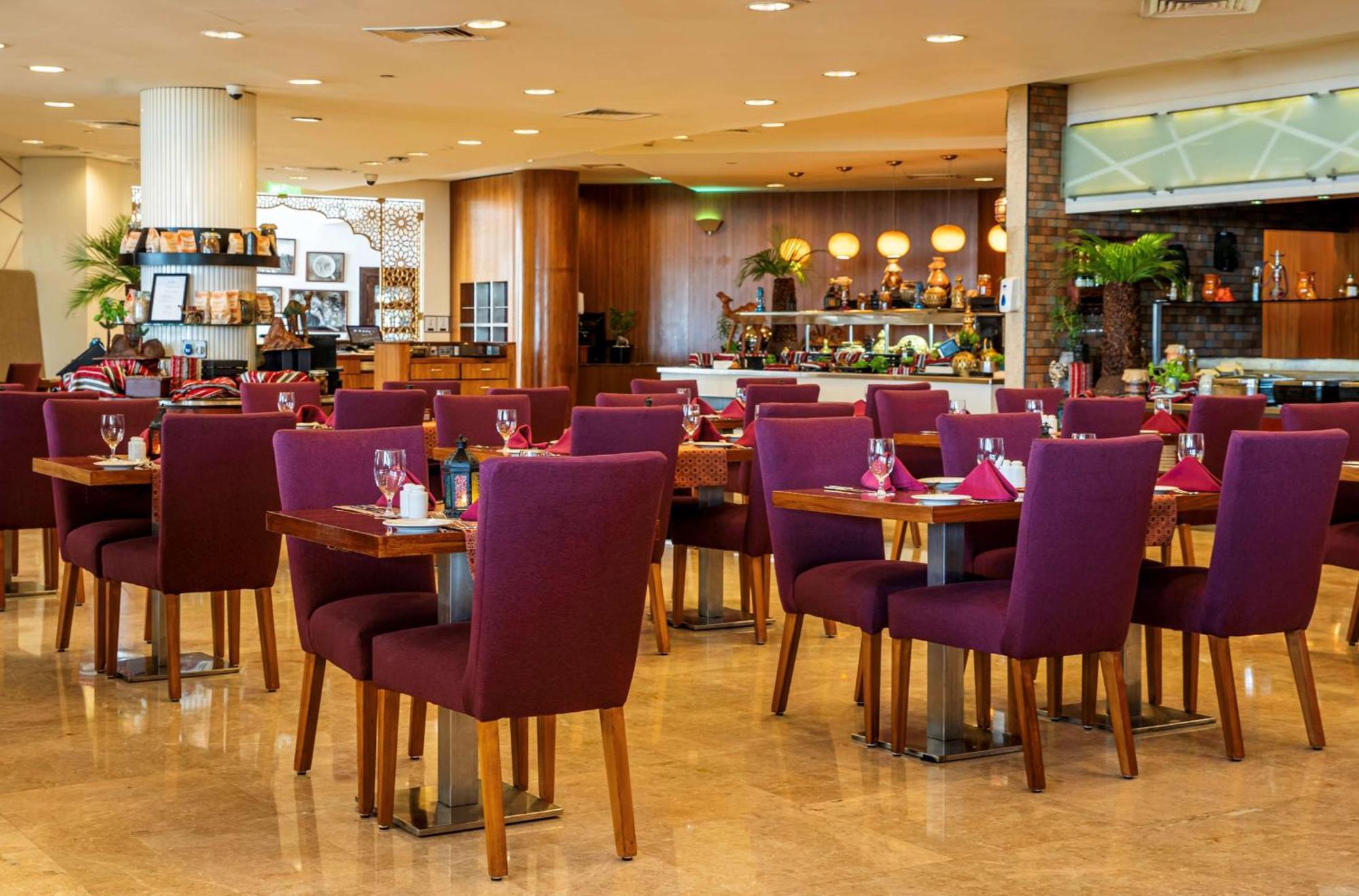 Radisson Blu Hotel, Abu Dhabi Yas Island Exterior photo